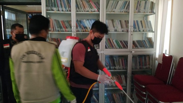 Rutin, Kantor Wali Kota Parepare Disemprot Disinfektan Parepare