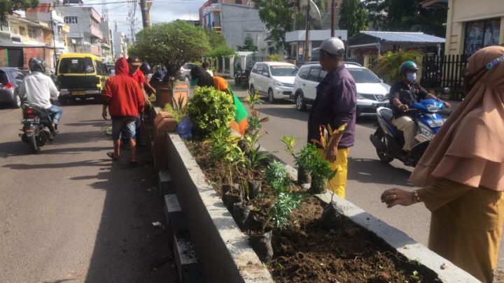 Taman Median Jakan