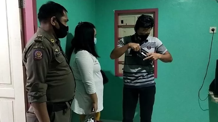 Satpol PP Amankan Lima Pasangan Mesum yang Sedang Berduaan Di Dalam Kamar Razia pasangan diluar nikah