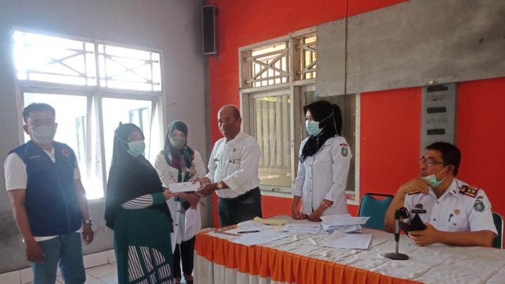 Korban Angin Kencang di Labukkang Terima Bantuan Keuangan dari Pemkot Bantuan Keuangan