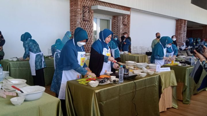 Erna Rasyid Taufan: Memasak Dengan Kompor Induksi Simpel dan Praktis Tanpa Polusi Pemkot Parepare