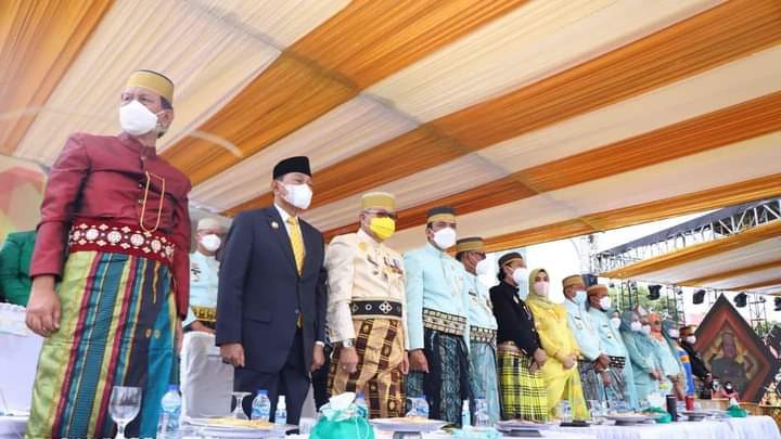 Hadiri HUT Soppeng ke 761, Taufan Pawe Yakini Kepemimpinan Kaswadi Razak Demi Kepentingan Masyarakat Taufan Pawe