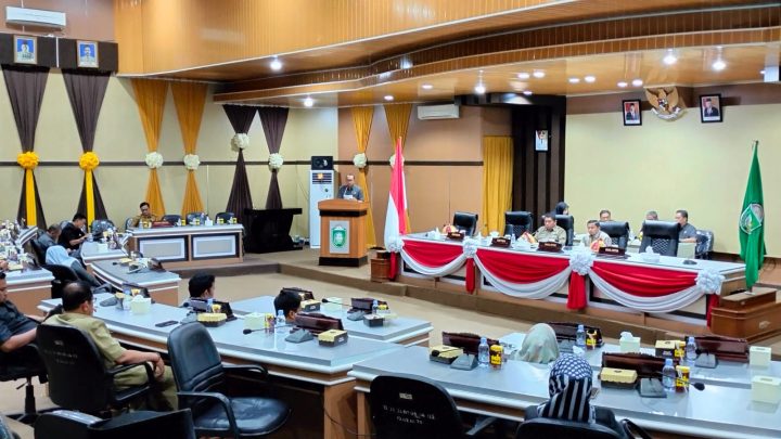 Jawab Pandangan Umum Fraksi di DPRD Parepare Terkait Ranperda Pajak dan Restribusi Daerah, Ini Kata Iwan Asaad Pemkot Parepare