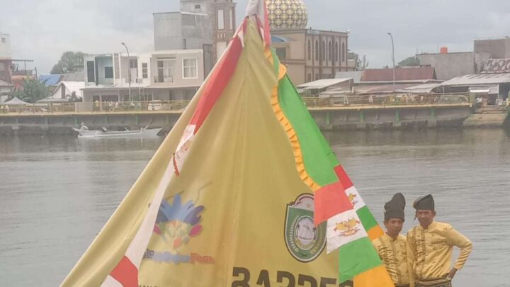 Lomba Perahu Hias, Bappeda Parepare Tampilkan Kearifan Lokal pada Puncak Pembukaan Festival Salo Karajae Pemkot Parepare
