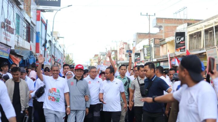 Jalan Santai Anti Mager di Sengkang, Erna Rasyid Taufan Bersama Taufan Pawe Hadir Langsung Bersama Para Kepala Dearah Se-Sulsel Pemkot Parepare
