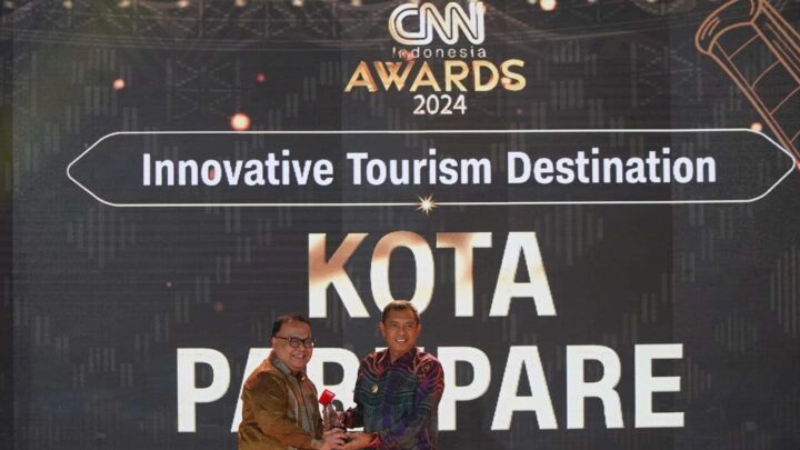 Pemkot Parepare Terima Penghargaan melalui CNN Indonesia Award 2024