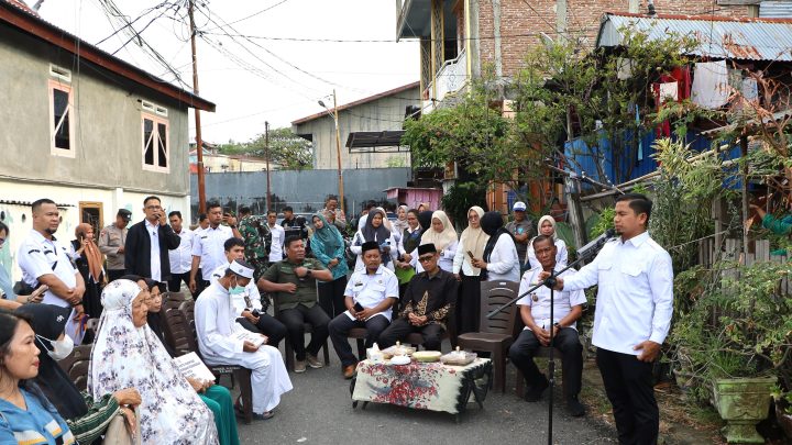 Wali Kota Tasming Letakkan Batu Pertama Rumah Korban Kebakaran di Parepare