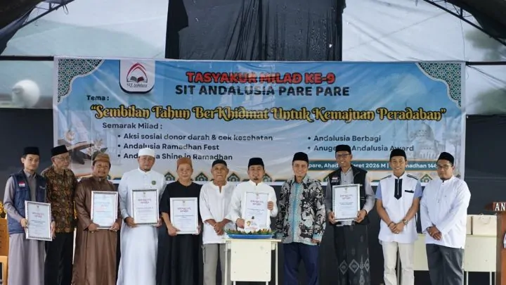 Wali Kota Parepare Tasming Hamid Terima Andalusia Award, Apresiasi Penguatan Nilai Religius Aparatur