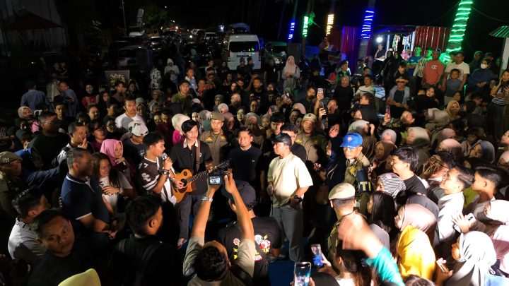Meriahkan Mattirotasi Baru, CFN dan CFD Hadirkan Hiburan "Mendadak Ngamen" Tri Suaka--Zidan