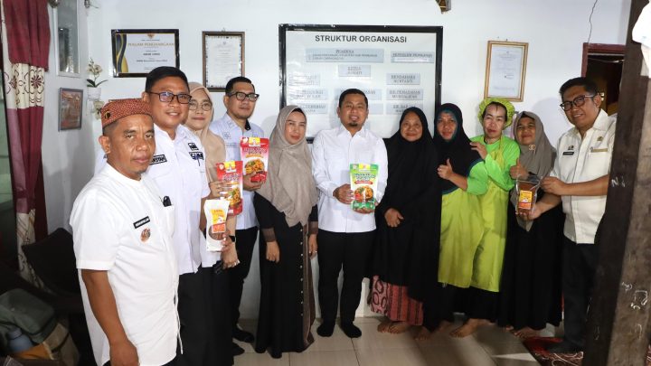 Dari Abon Ikan hingga Kerajinan Kerang, Tasming Hamid Saksikan Dampak Nyata Program SRIKANDI BERDAYA SRIKANDI Pemkot Parepare