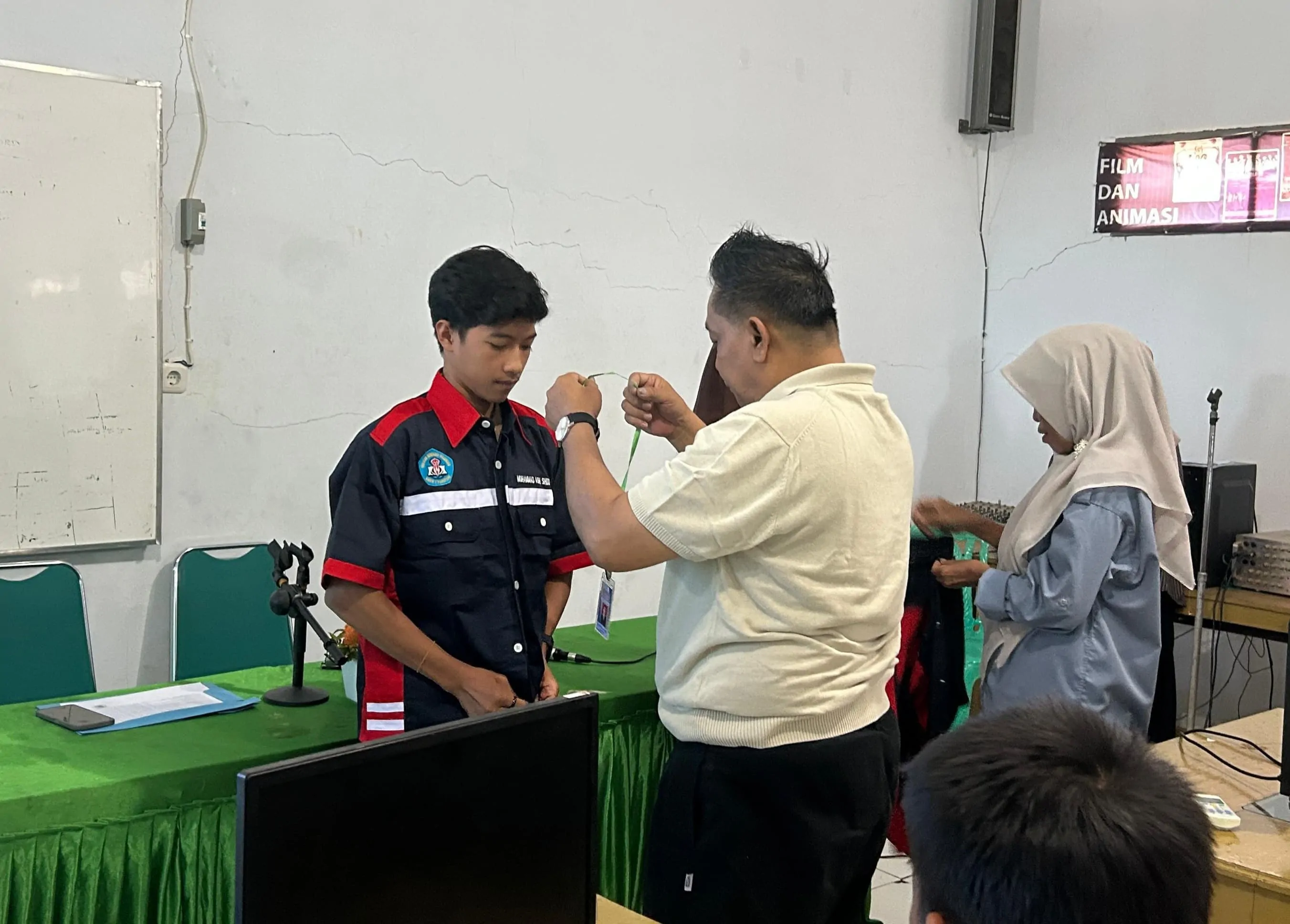 Pengurus Yayasan Perguruan Amsir Lepas Peserta PKL Tahun Pelajaran 2026, Ajak Kedepankan Profesional dan Siapkan Mental