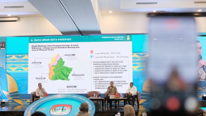 Di Forum APEKSI Kendari, Hermanto Dorong Kolaborasi Antarkota Wujudkan Lingkungan Bersih dan Berkelanjutan Forum APEKSI